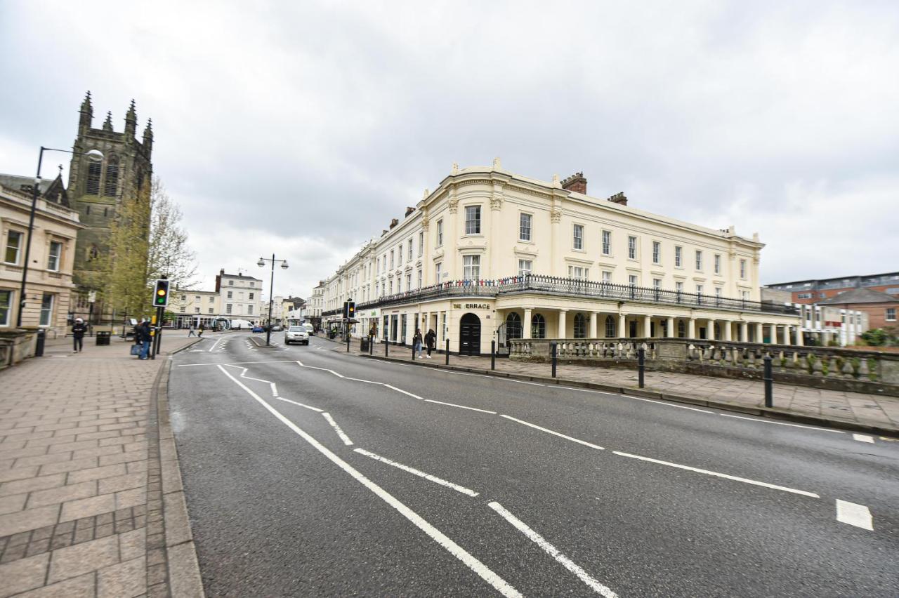 Victoria Colonnade Aparthotel Leamington Spa Exterior photo